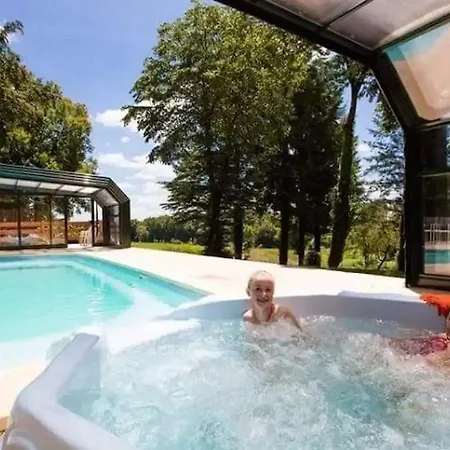 Mobile Chateau Le Verdoyer Chalet Champs-Romain